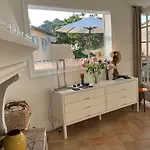 Elegant Flat Tropez With Terrace * 圣特罗佩