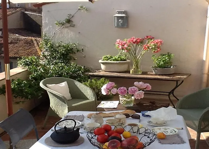 Apartman Elegant Flat Tropez With Terrace *